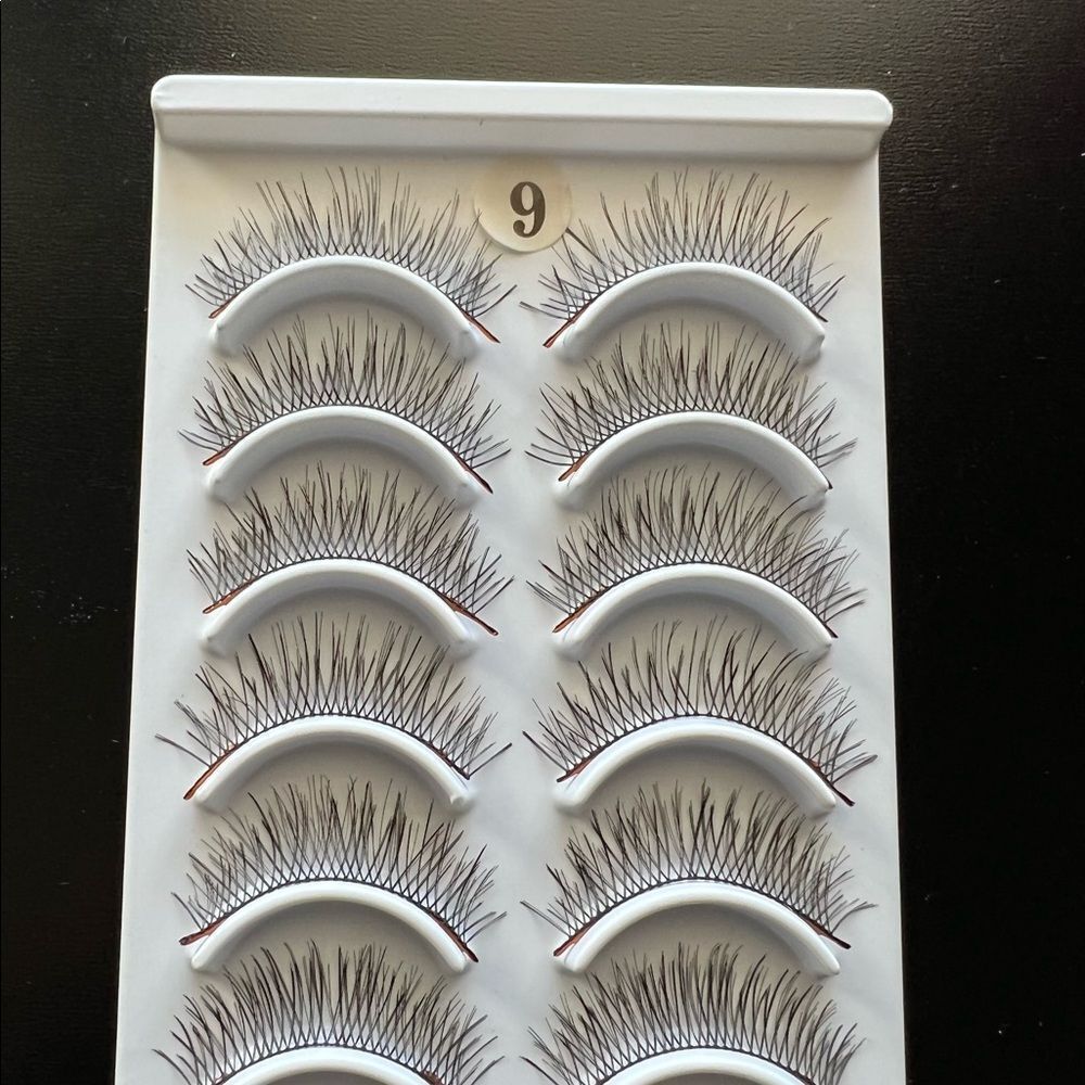 Ultimate lashes # 9 - Picture 3 of 7